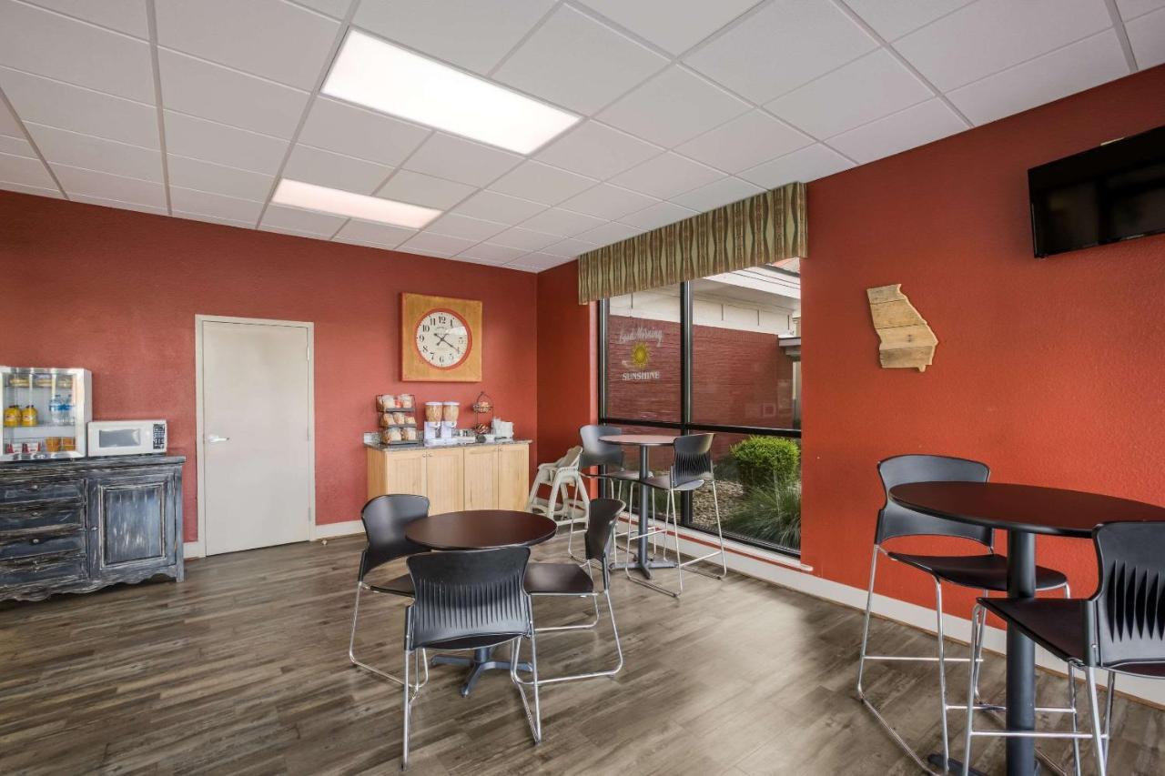 Econo Lodge Vidalia Exterior photo